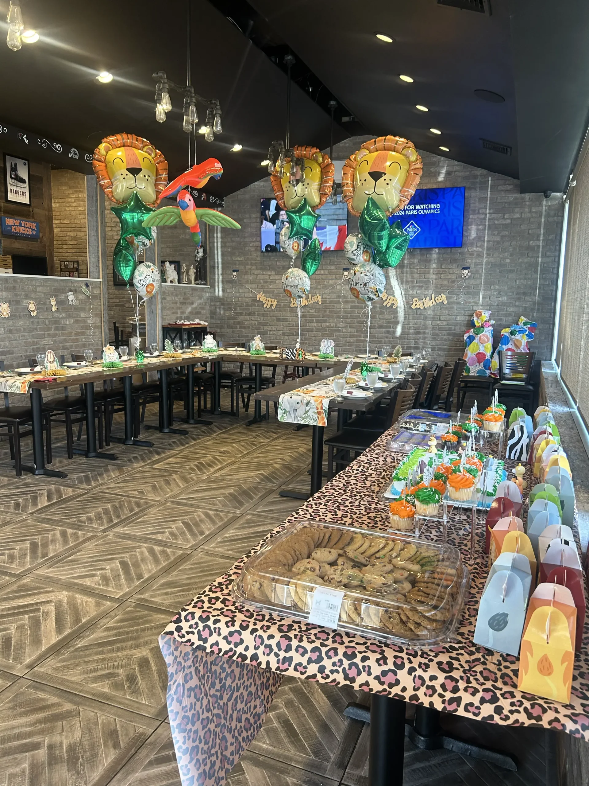 Kids Birthday and Pizza Party Private Room